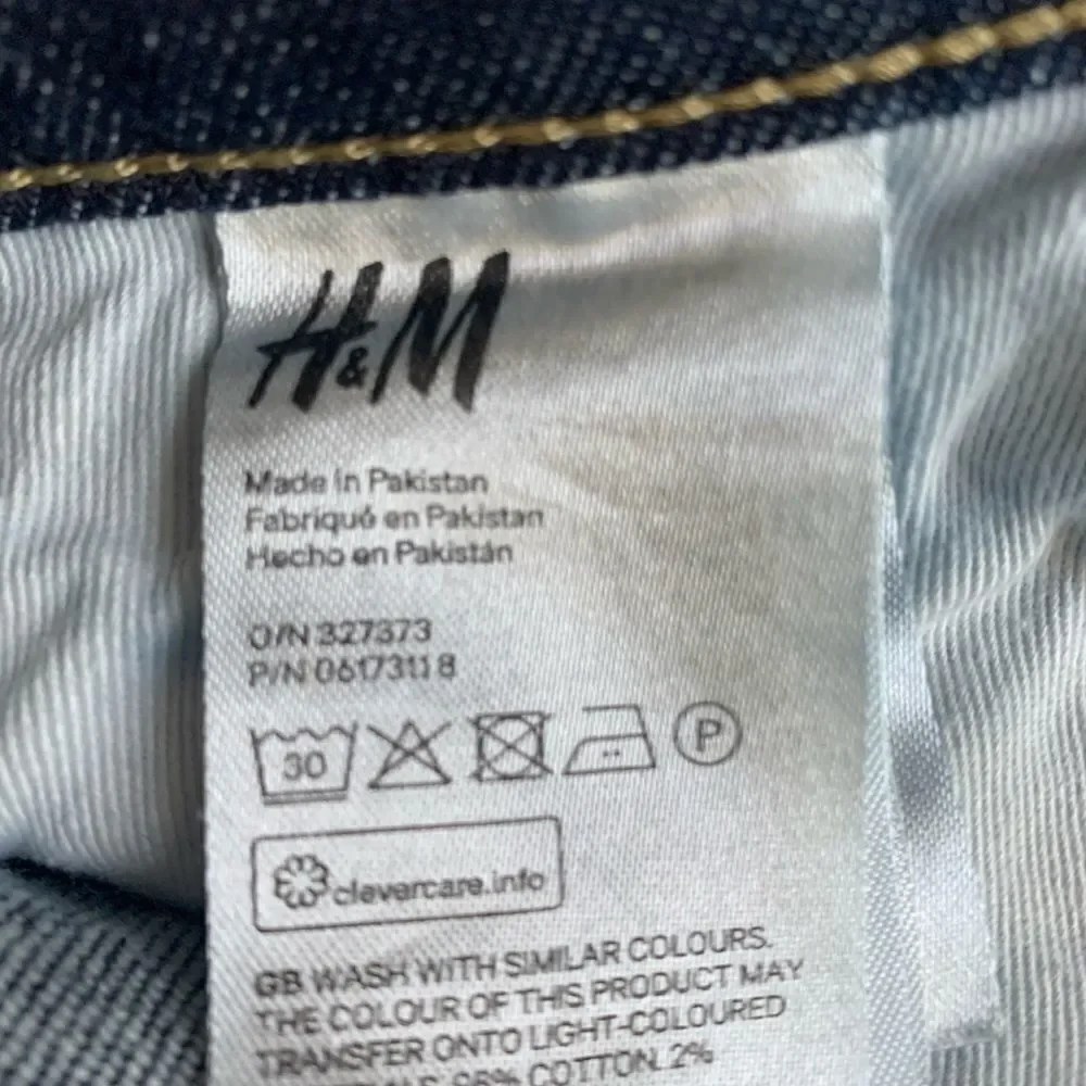 H&M Jeans  - Picture 8 of 9